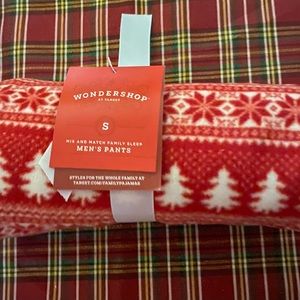 Men’s size small pj bottoms nwt